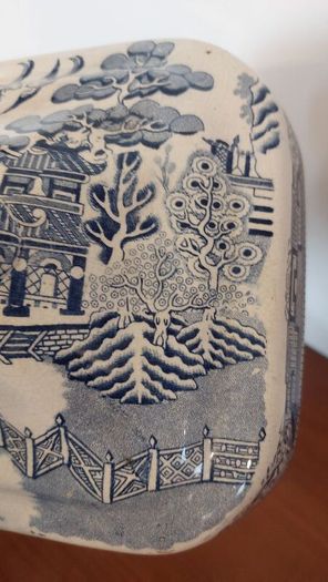 Fabulous Antique Blue and White Transferware Willow Pattern Large Lidded Tureen/Vegetable Dish For Display, Unknown Maker, Most Likely Staffordshire Made