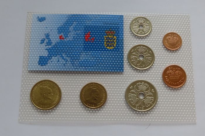 Denmark Brilliant Uncirculated coins collectors set