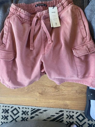 Men's Cargo Shorts (XS)
