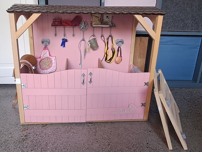 Our Generation Horse Stable