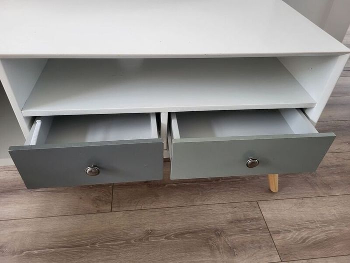 TV Unit