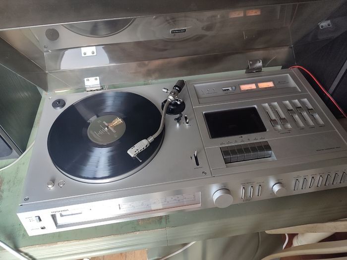 Toshiba SM 3600 Music Centre