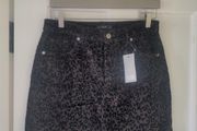 Ladies skirt