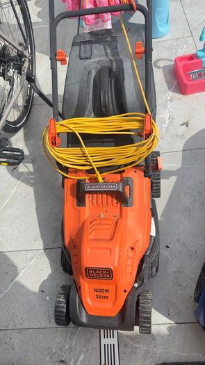 black+Decker