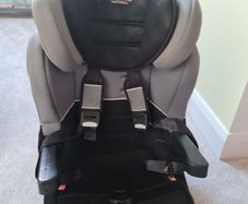 Nania IsoFix Car Seat (Black/Grey)