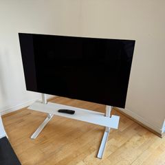 Pedestal Bendy Tall TV Stand