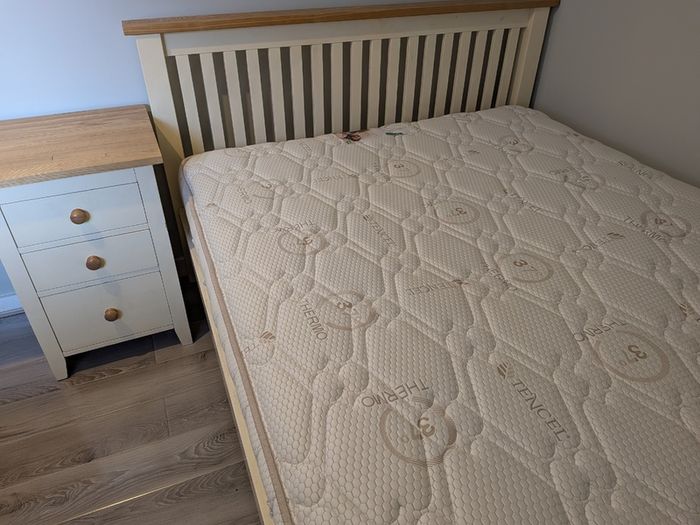 King Size Bed & Mattress