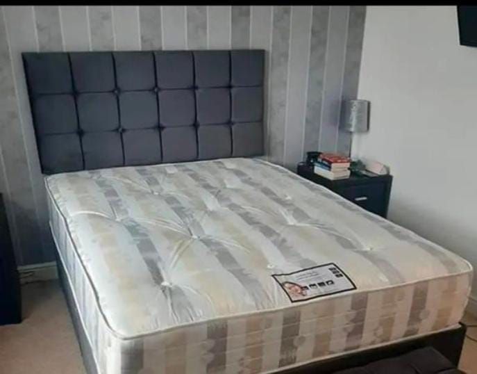 New Stylish single ,Double 4ft, 4ft6, King 5ft And 6ft Superking Sizes Divan Beds Instock. Drawers And Optional Tufted Mattresses Available. Free Delivery