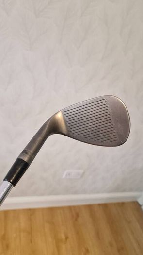 Titleist Sm9 Jet Black Vokey 54.10s + 58.10s