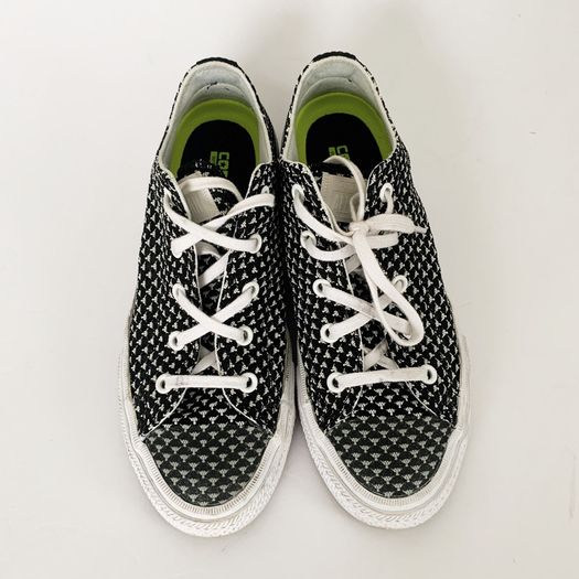 Converse size UK 2.5