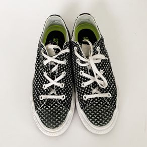 Converse size UK 2.5