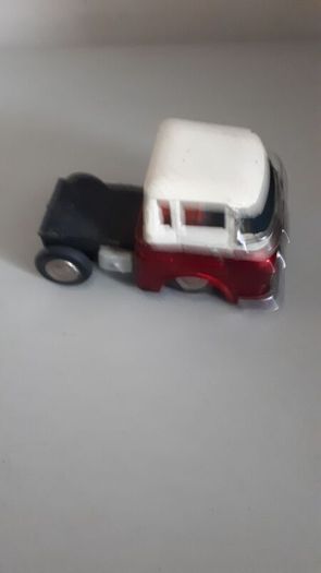 tin plate truck