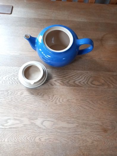 Le Creuset Blue Teapot