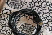 HDMI Male to HDMI male Length: 5ft (151cm)