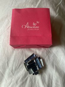 ladies brooch