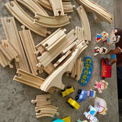 Train track wooden