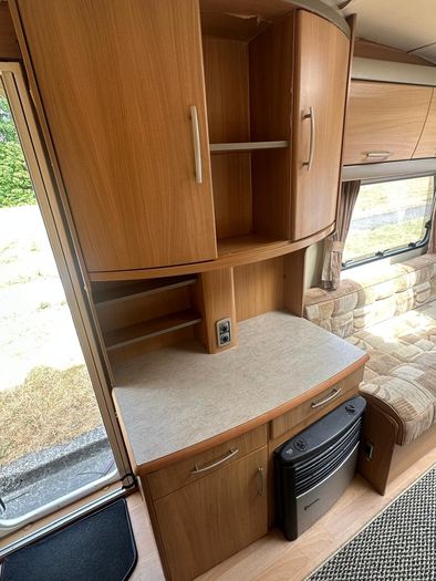 2012 swift challenger 480 2 berth