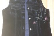 "Dunnes" Vest. Age 8-9