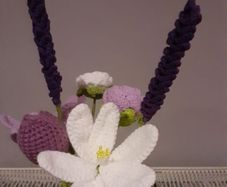 crochet flowers 30 euro vase not inclued