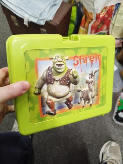 Retro Shrek lunchbox