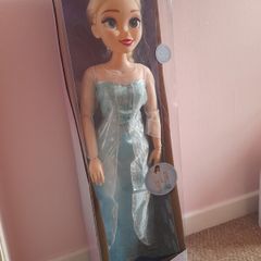 Disney Frozen playdate Elsa doll