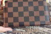 LV wallet