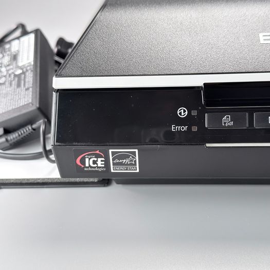 Epson Perfection V 600 flat bed scanner