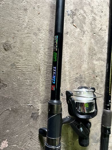 Fishing rod bundle (3 rods, 1 reel)
