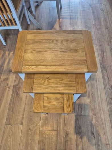 Kitchen table