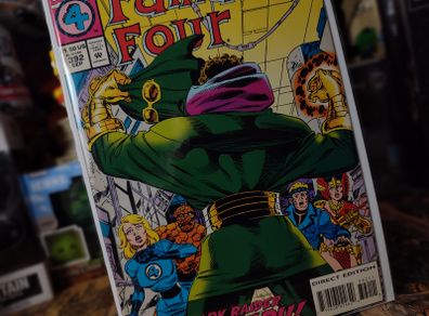 Fantastic Four ! Issue #392 ! 1st Full Appearance of Devlor ! 1994 ! by Marvel !