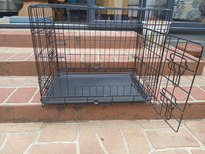 dog crate