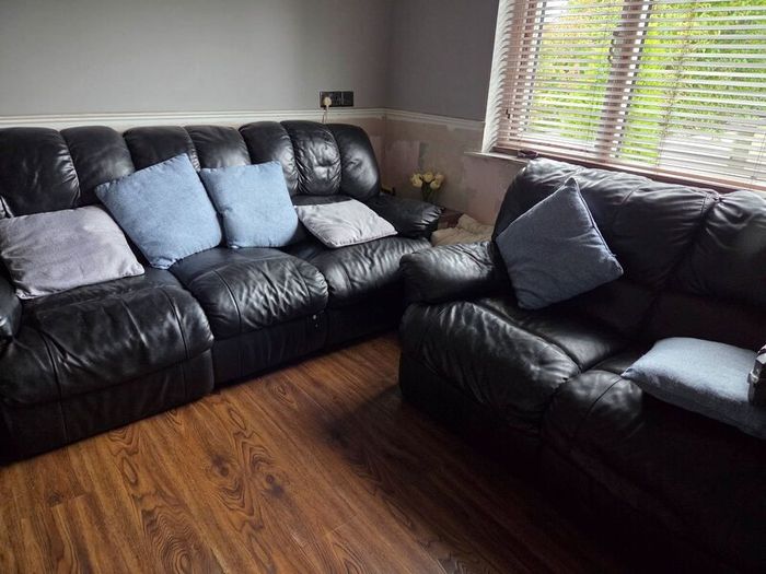3 seater and 2 seater recliner