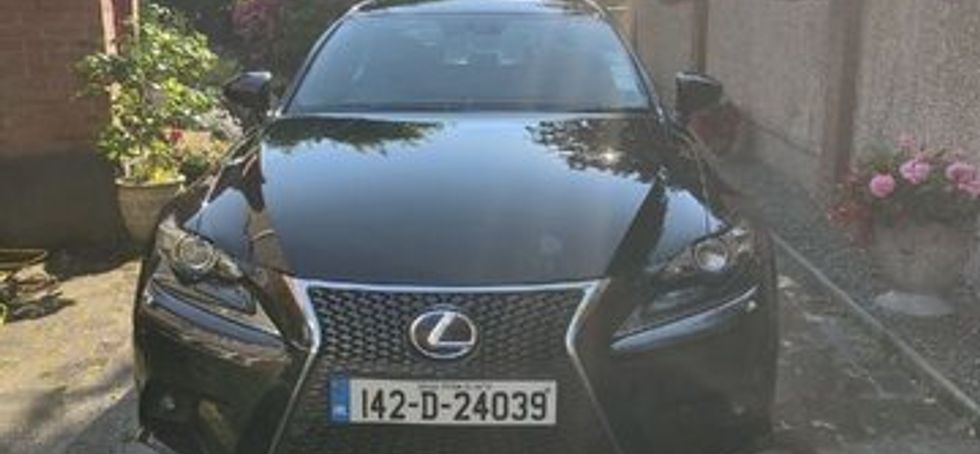 Lexus IS300H F-Sport