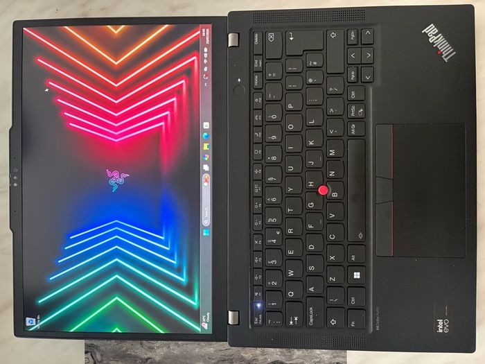 Lenovo x13 Gen 5 - Intel Ultra 5 - 16Gb ram - 512gb Storage