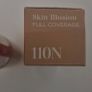 Clarins Foundation Image 2