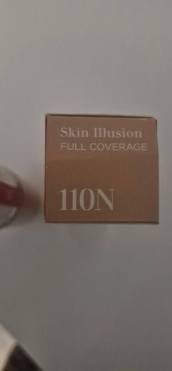 Clarins Foundation