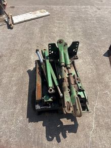 John Deere pickup hitch