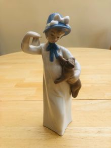 Spanish Porcelain Handmade Figurine