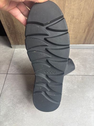 Ecco black leather lace-up boots - size 41