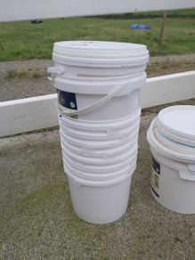 6 litre buckets