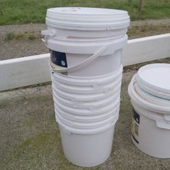 6 litre buckets