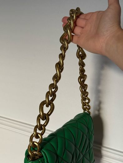 Zara Green Quilted Shoulder Bag with Gold Large Chain