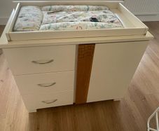 Baby changing table