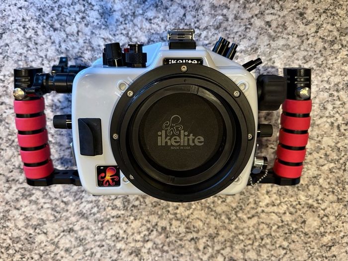 ikelite dive housing