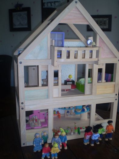 Doll's 3 storey Terrace House and accessories