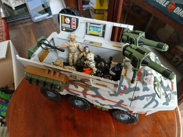 Vintage Lanard Armoured Personnel Carrier,with figures