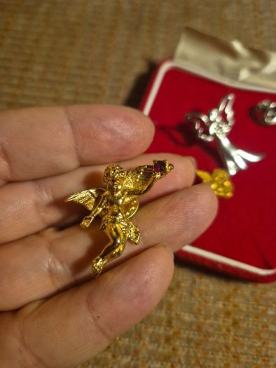 3 Angel Pins