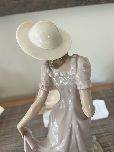 Lladro Figurine