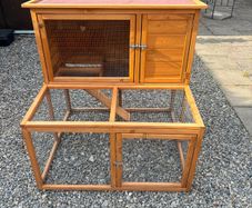 Rabbit hutch / Cage