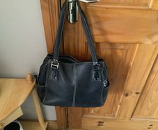 Fossil black leather shoulder bag